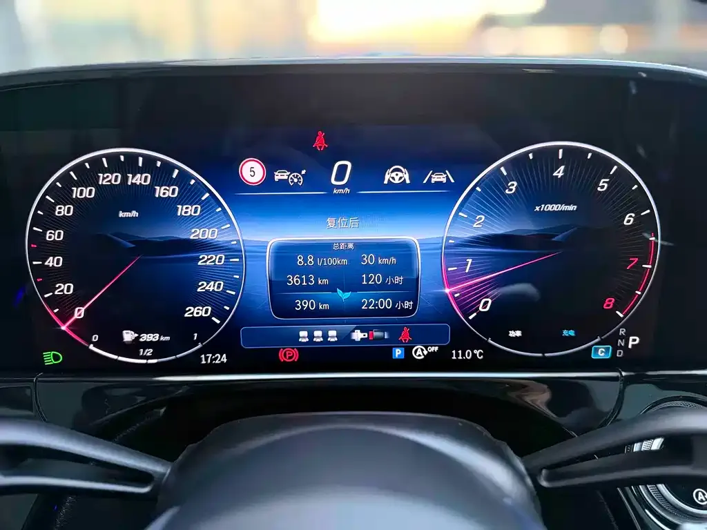 Mercedes-Benz E-Class 2025 из CN, фото 10