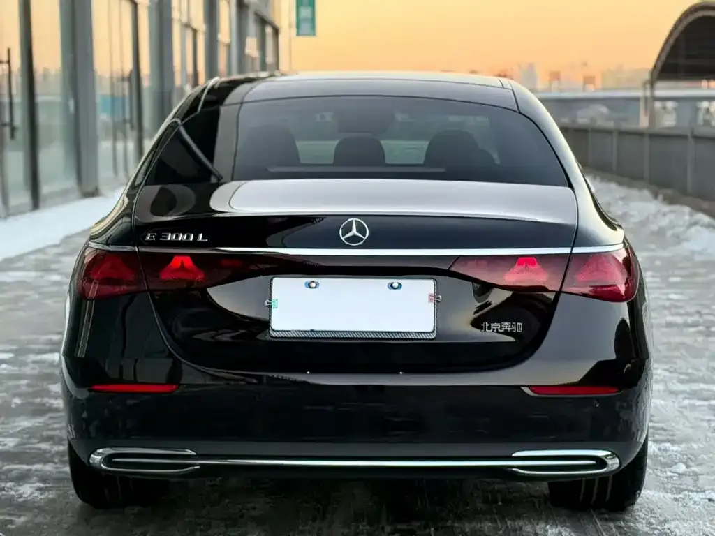 Mercedes-Benz E-Class 2025 из CN, фото 5