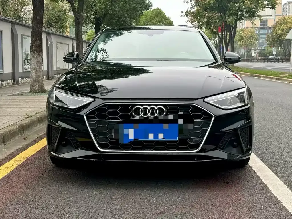 Audi A4L — фото 2
