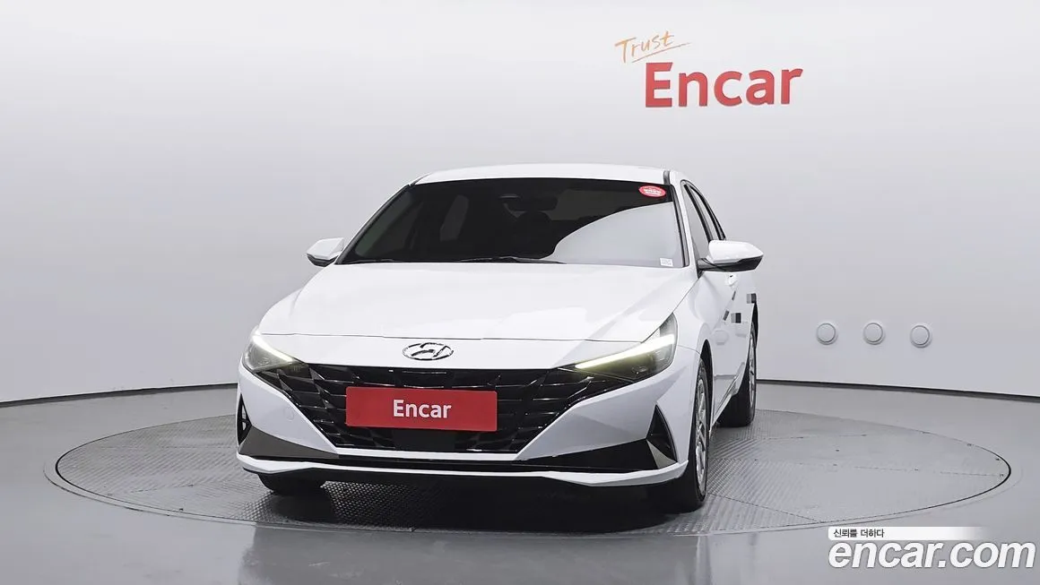 Hyundai AVANTE — фото 3
