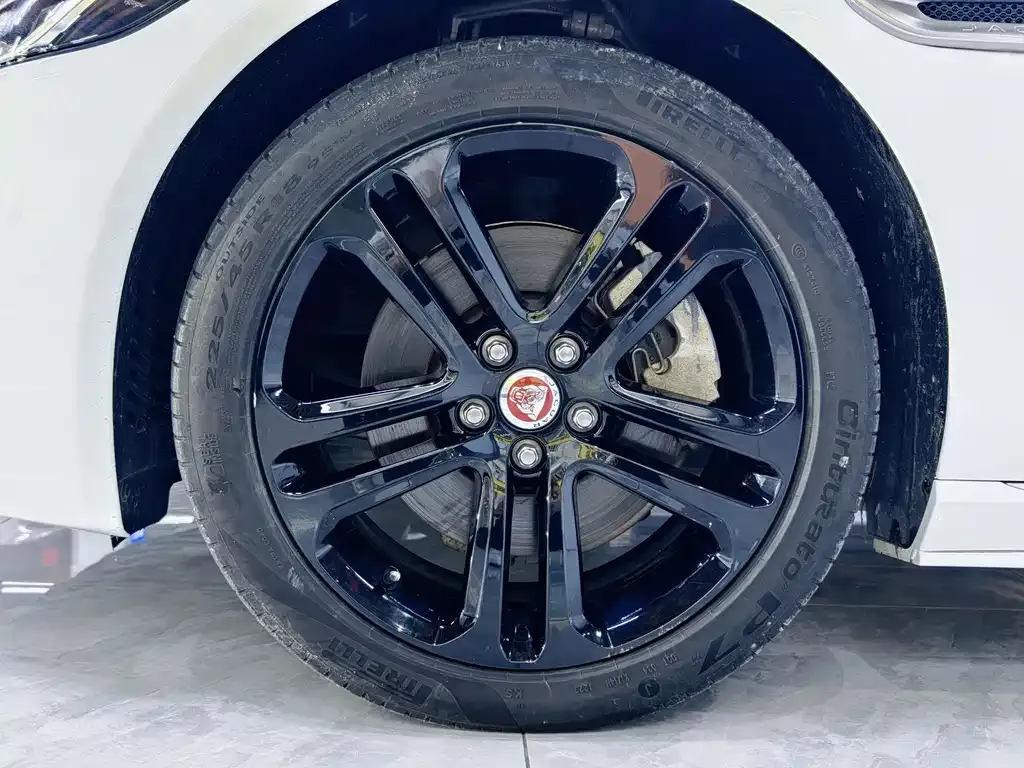 Jaguar XEL 2023 из CN, фото 6