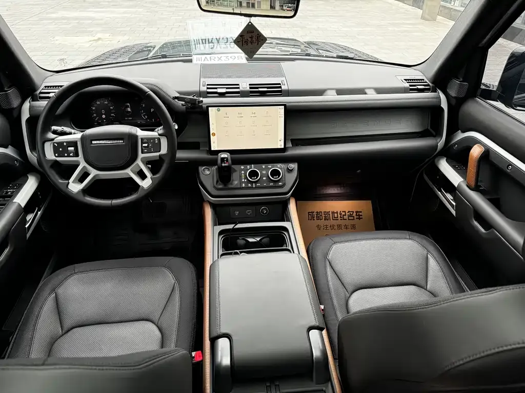 Land Rover Defender — фото 7