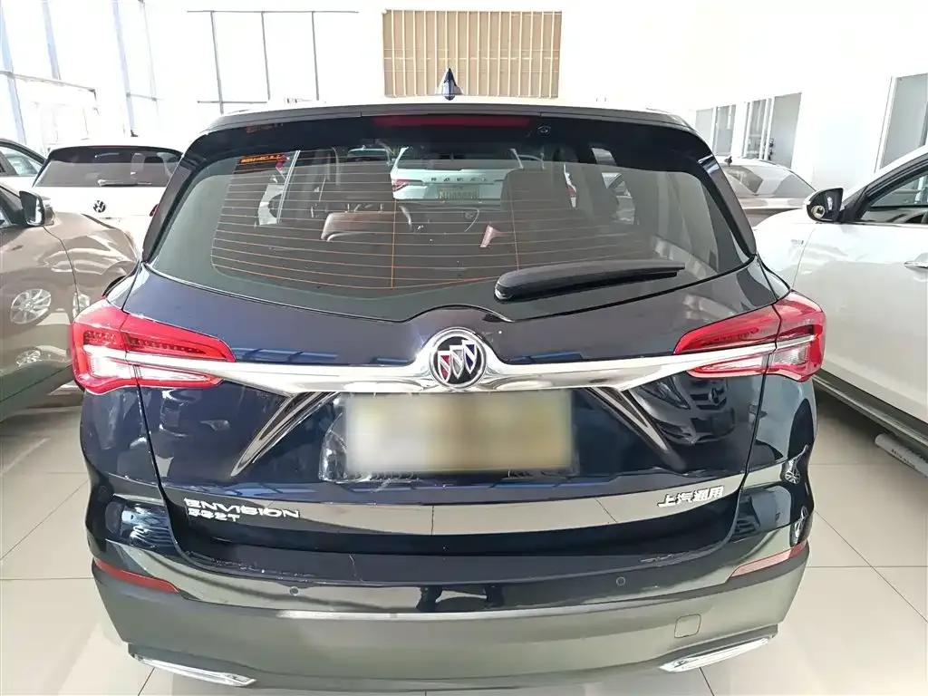 Buick Envision Plus — фото 6