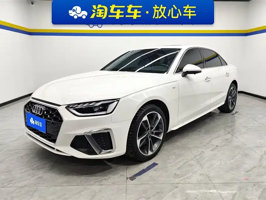 Audi A4L 2023 из CN, фото 1