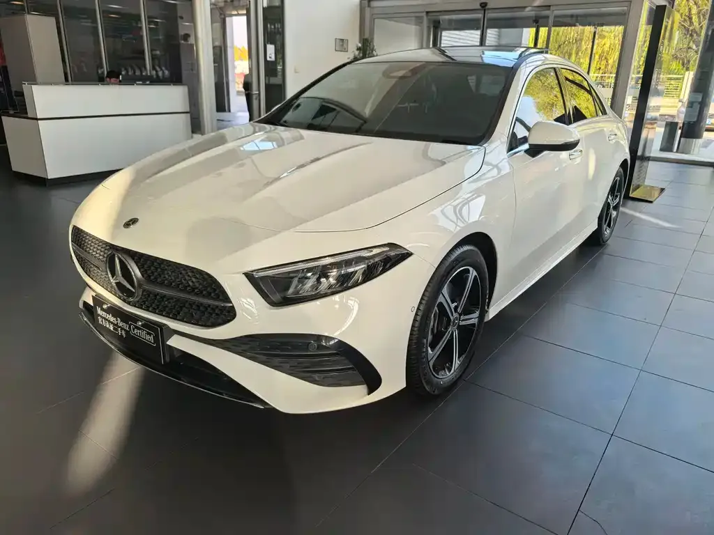 Mercedes-Benz A-Class 2024 из CN, фото 1