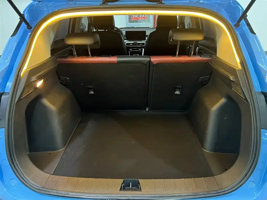 Geely Binyue 2022 из CN, фото 7