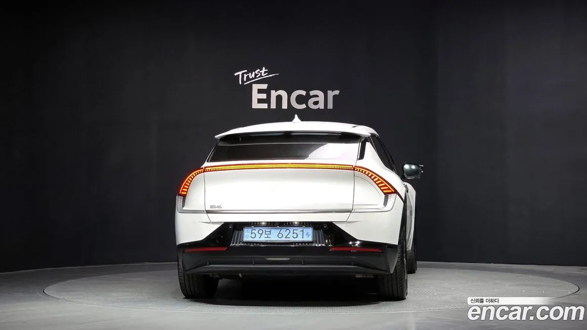 Kia EV6 — фото 4