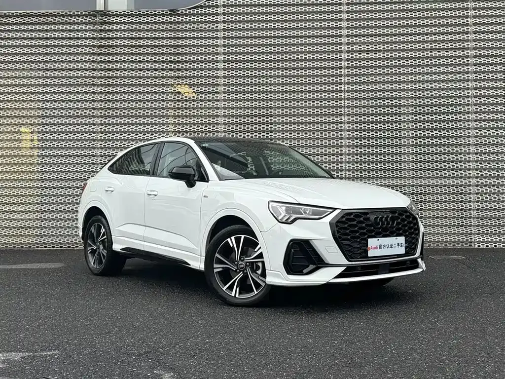 Audi Q3 Sportback — фото 3