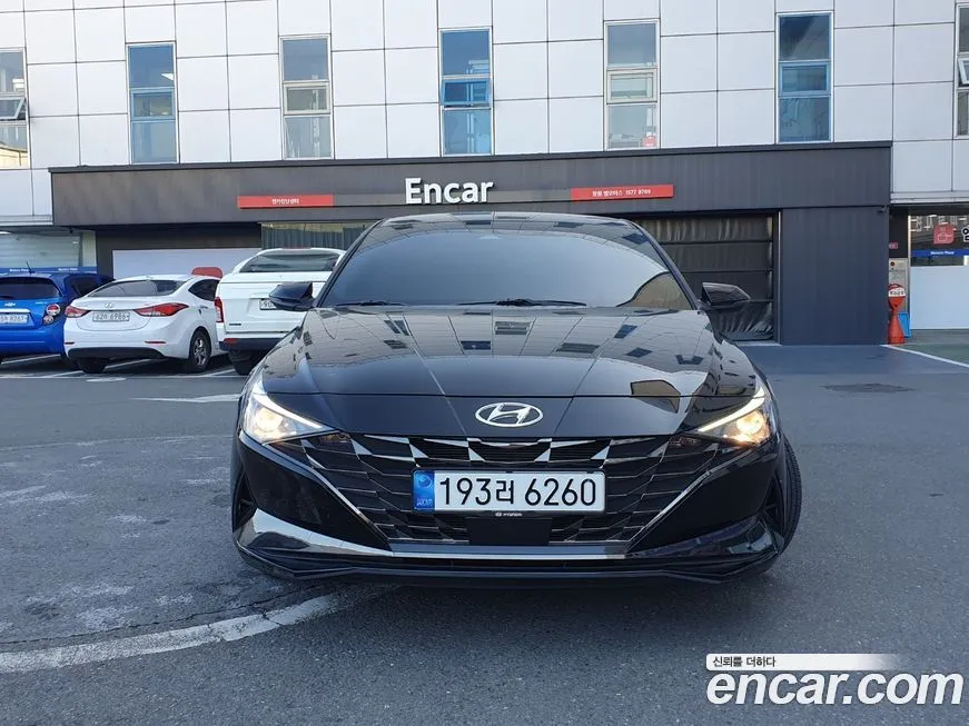 Hyundai AVANTE — фото 3