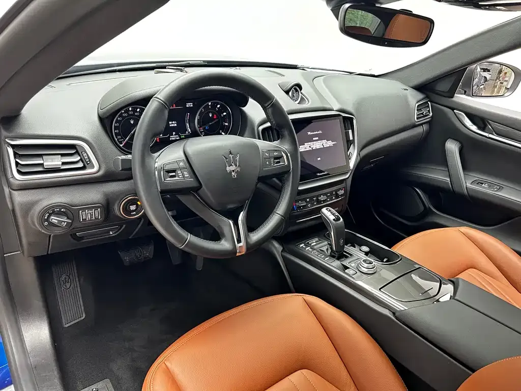 Maserati Ghibli — фото 8