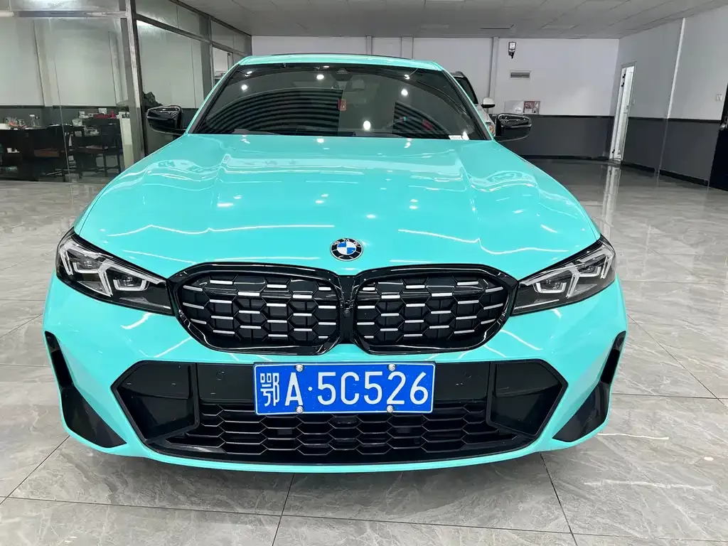 BMW 3 Series 2023 из CN, фото 2