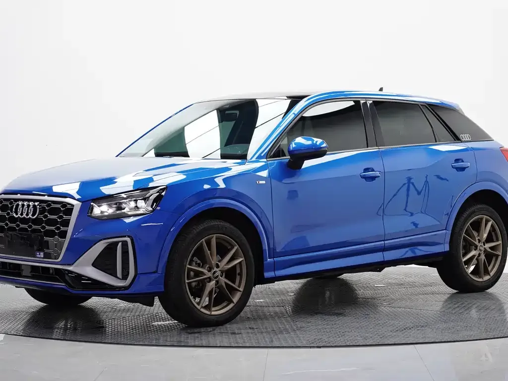 Audi Q2L 2022 из CN, фото 1