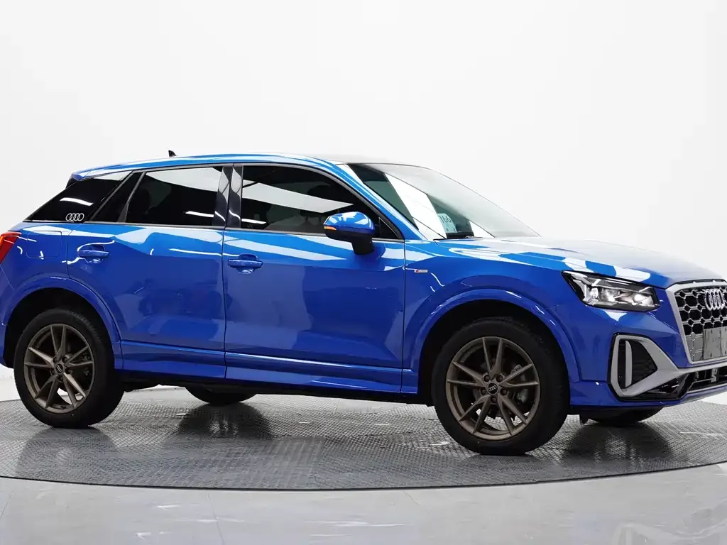 Audi Q2L 2022 из CN, фото 6