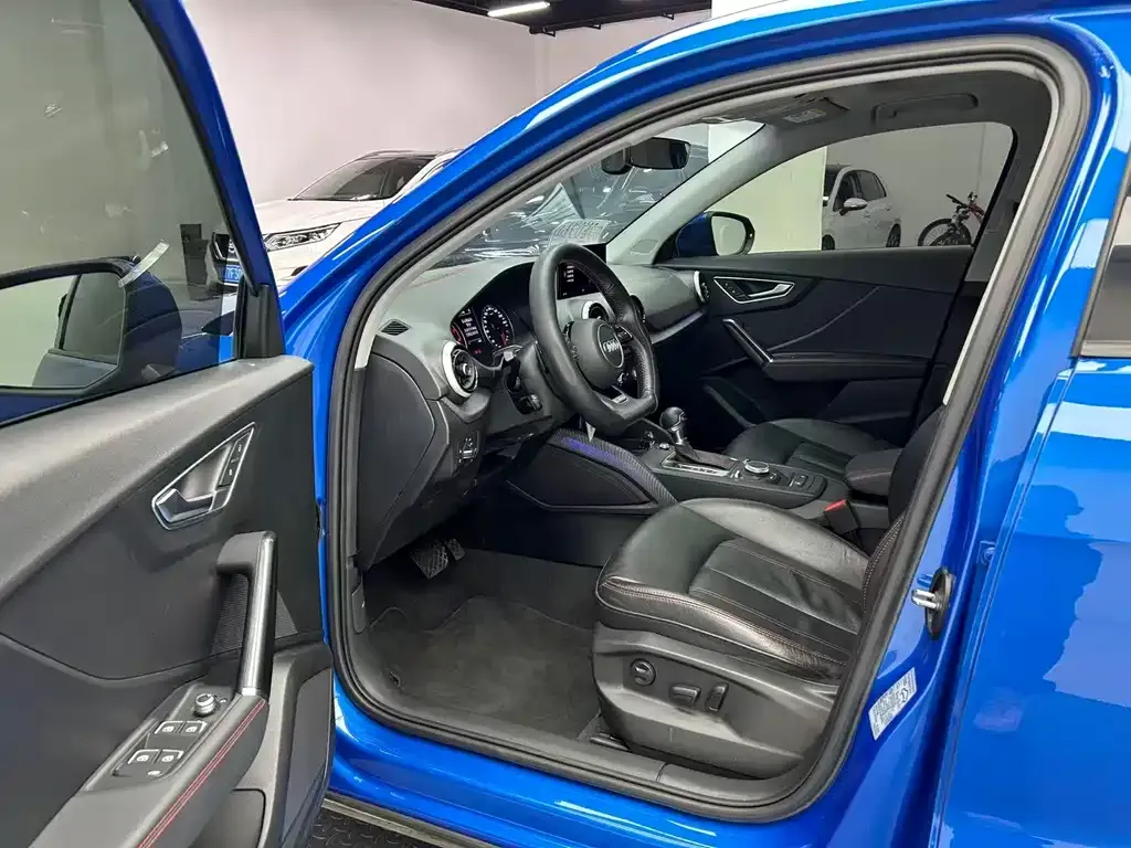 Audi Q2L 2022 из CN, фото 9
