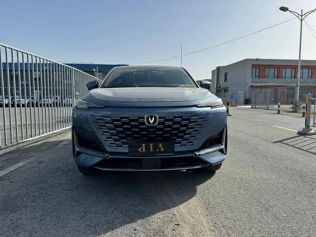 Changan UNI-K 2021 из CN, фото 2