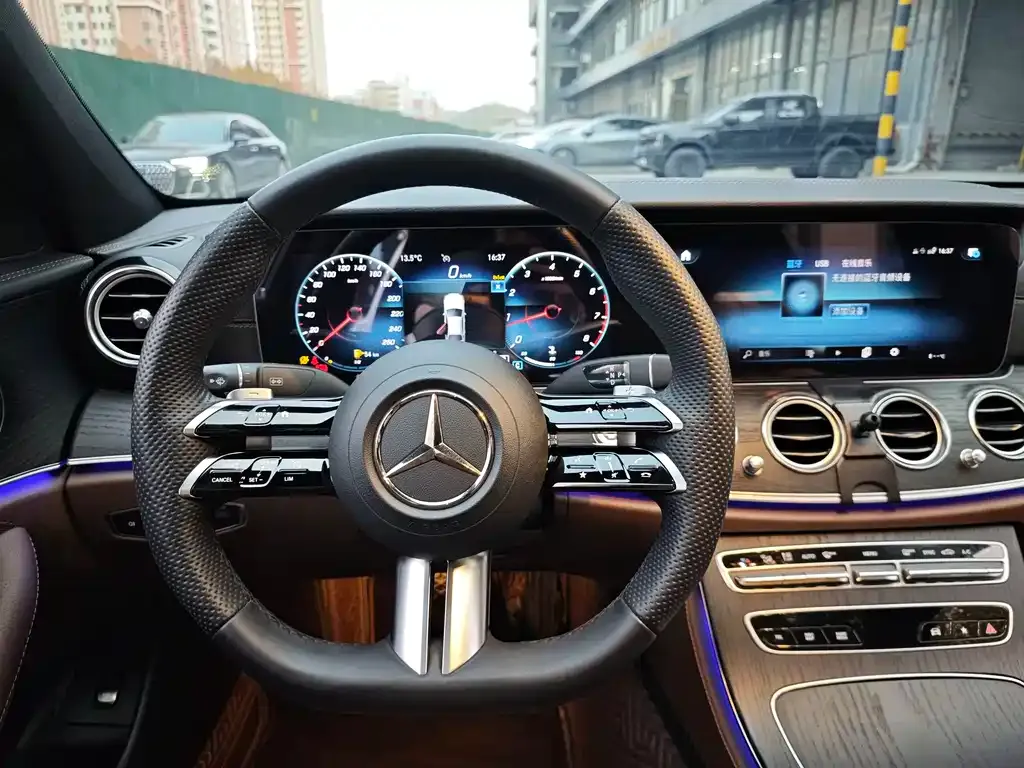 Mercedes-Benz E-Class 2023 из CN, фото 4