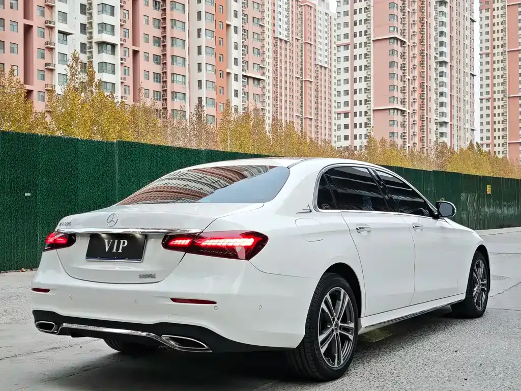 Mercedes-Benz E-Class 2023 из CN, фото 8
