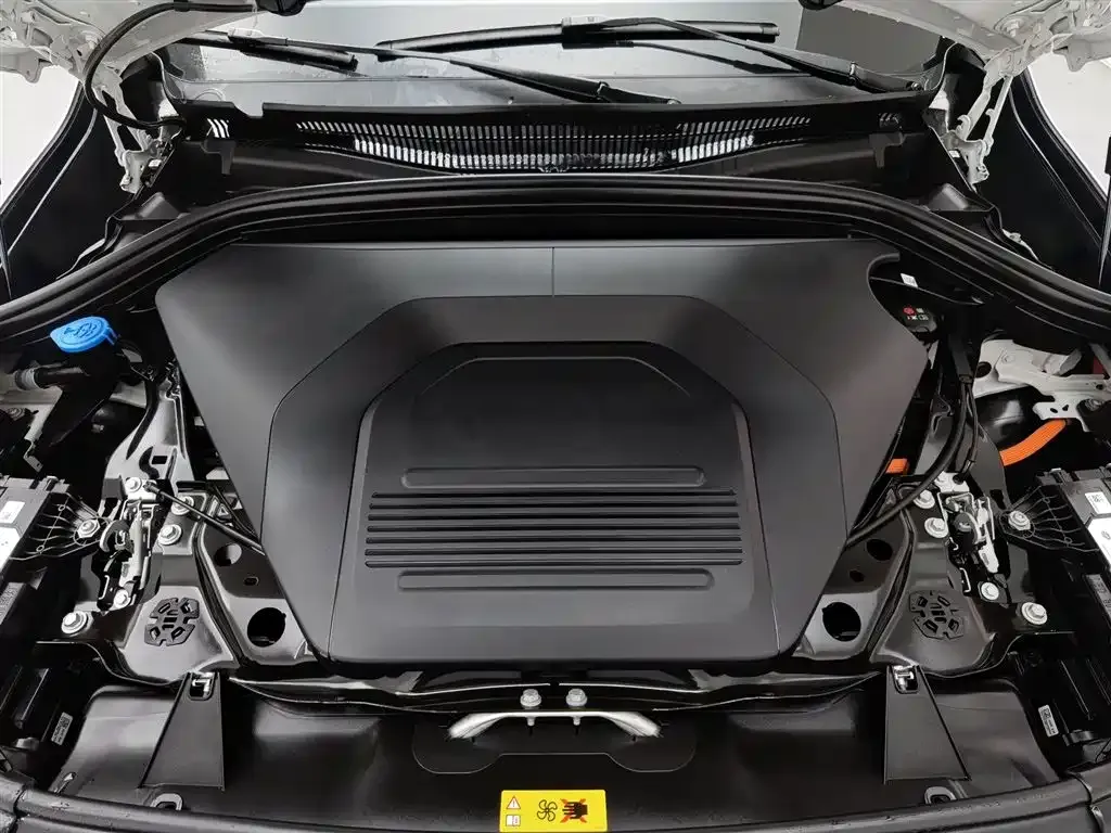 BMW iX1 2023 из CN, фото 6