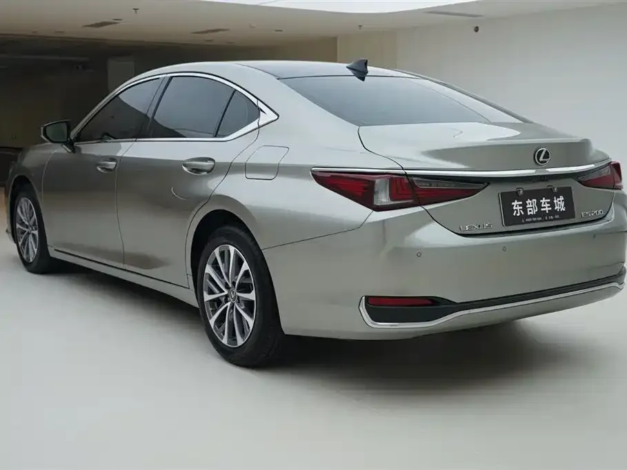 Lexus ES 2023 из CN, фото 4