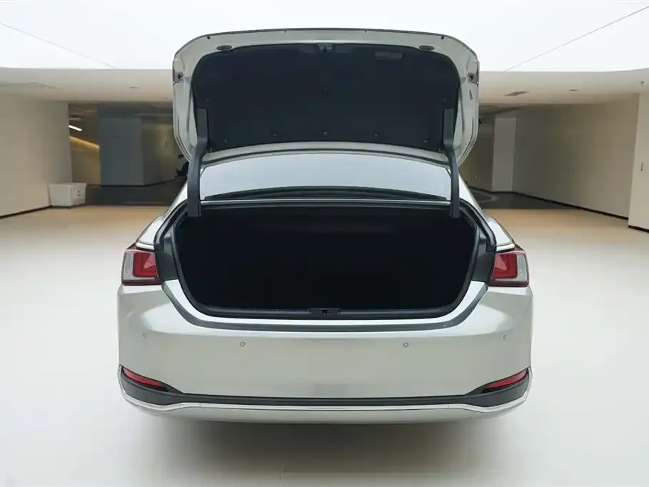 Lexus ES 2023 из CN, фото 6