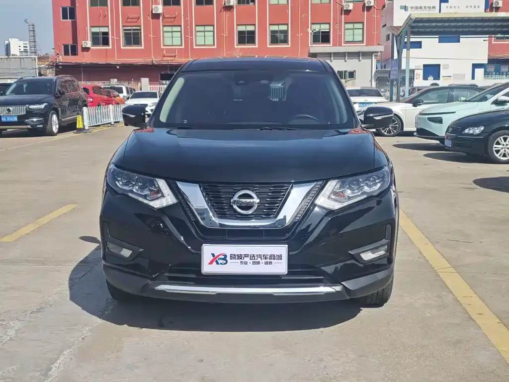 Nissan X-Trail — фото 4