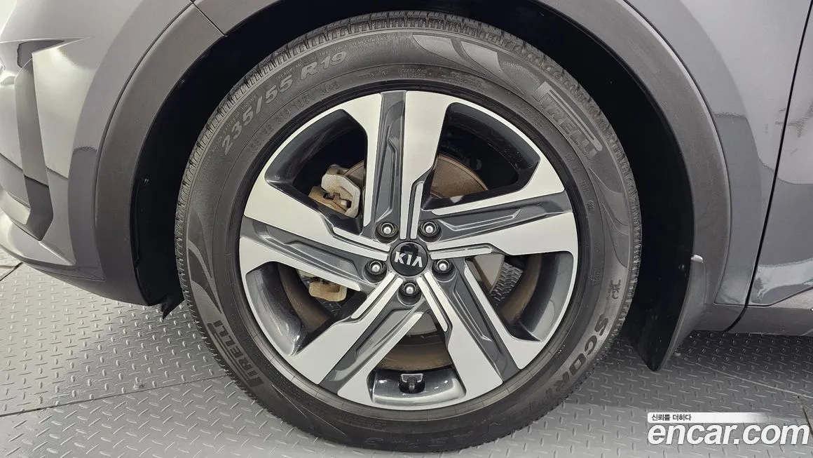 Kia Sorento — фото 5