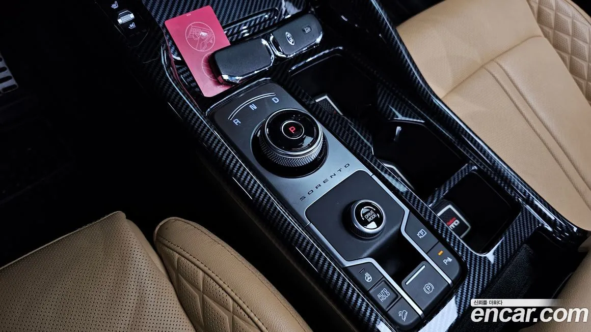 Kia Sorento — фото 9