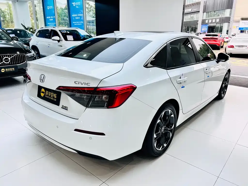 Honda Civic — фото 7