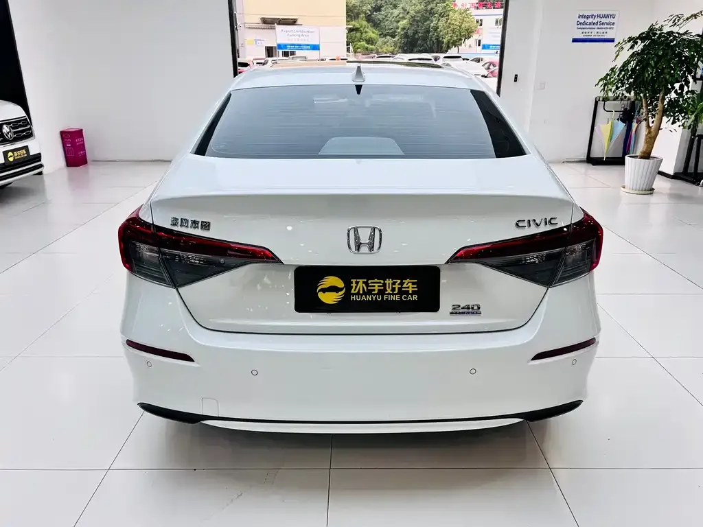 Honda Civic — фото 8