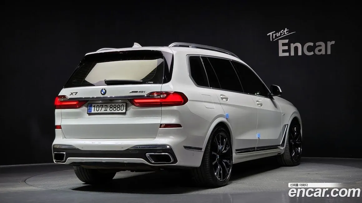 BMW X7 — фото 2