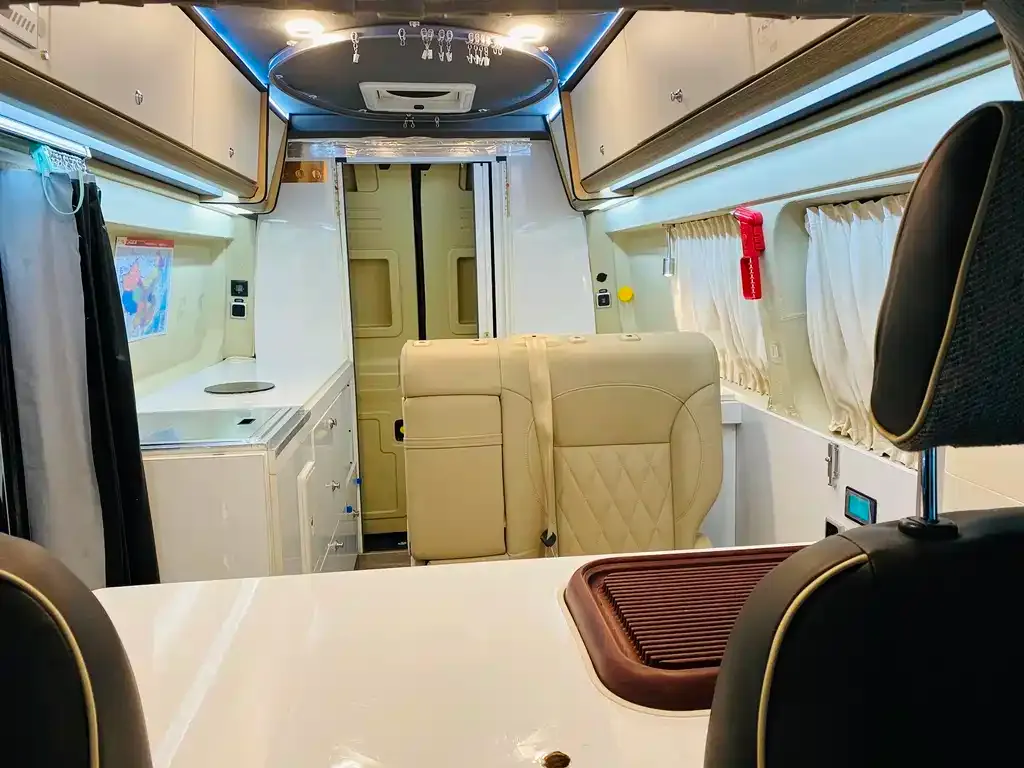 Ford Transit 2021 из CN, фото 7