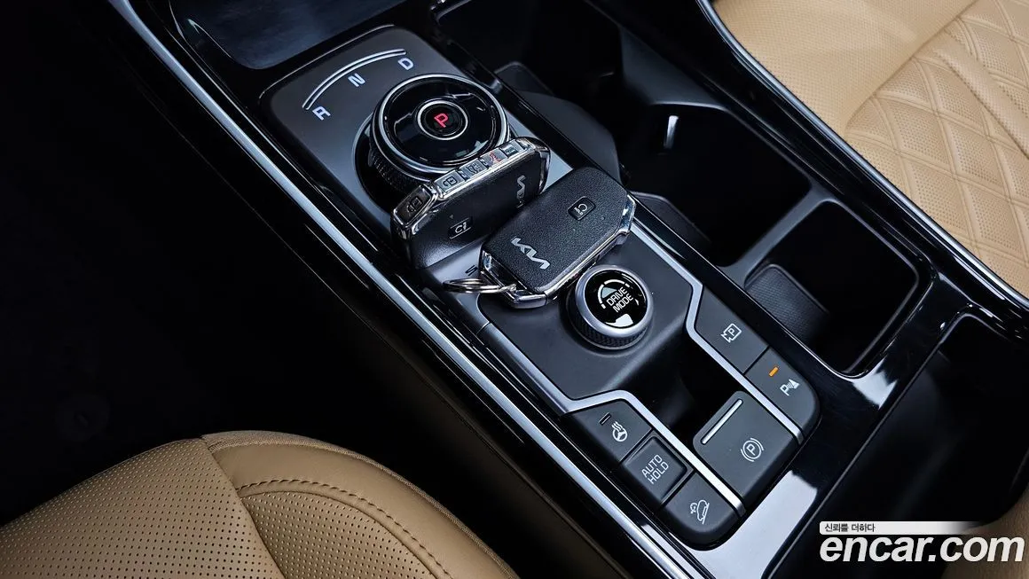 Kia Sorento — фото 9