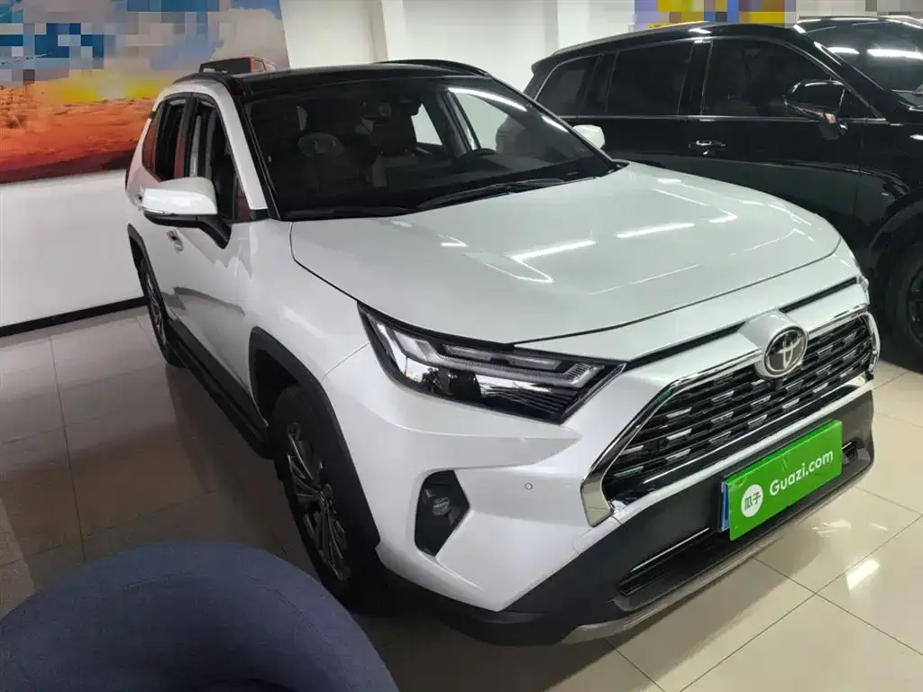 Toyota RAV4 2024 из CN, фото 4