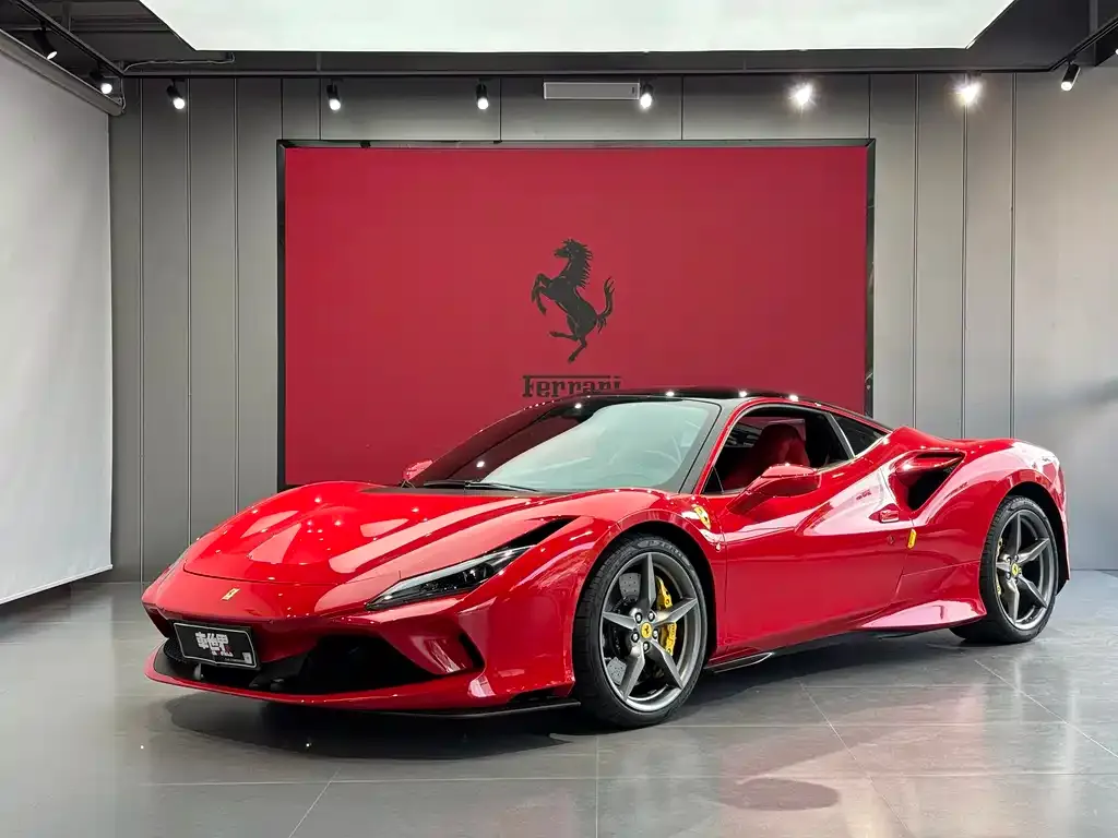 Ferrari F8 — фото 1
