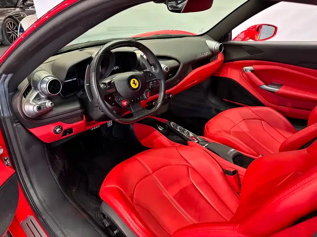 Ferrari F8 — фото 6