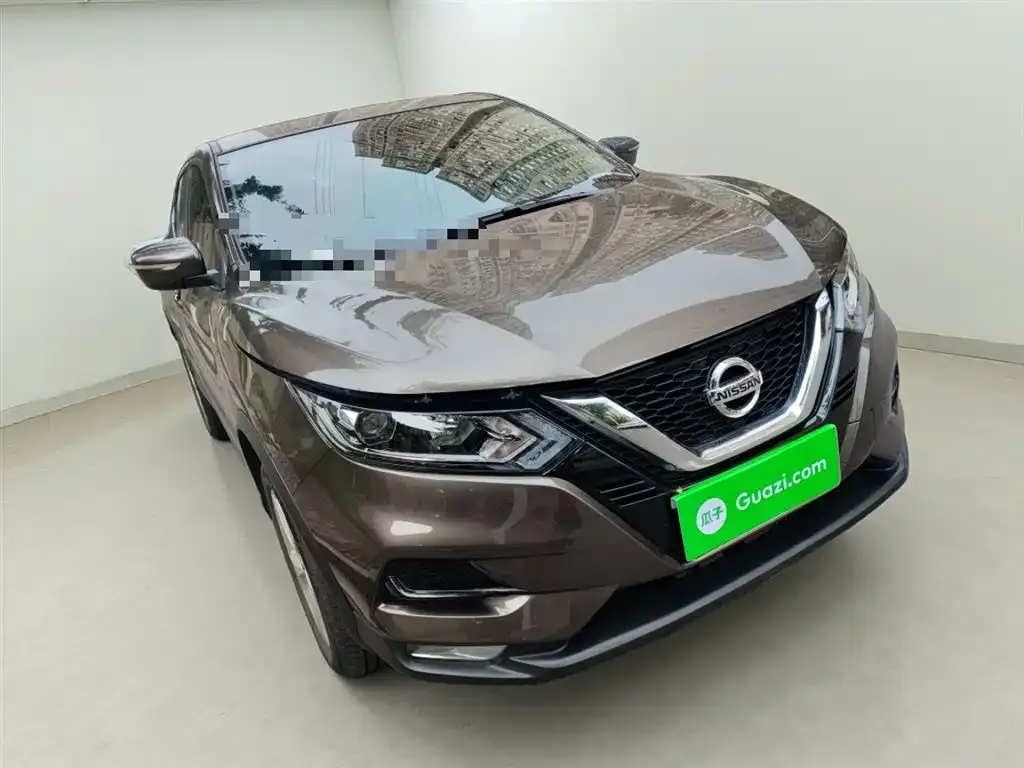 Nissan Qashqai — фото 4