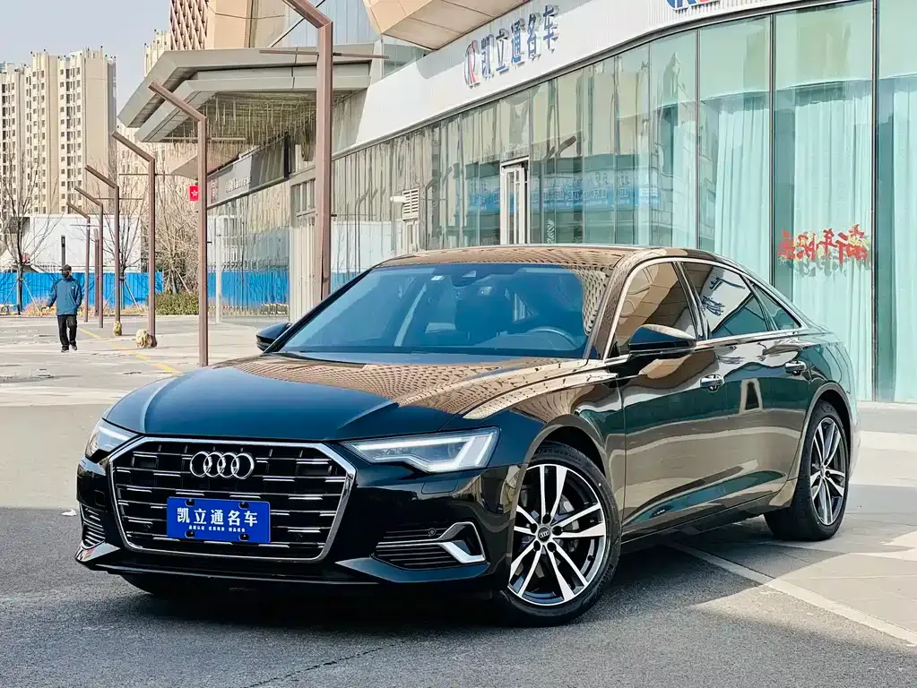 Audi A6L 2023 из CN, фото 1