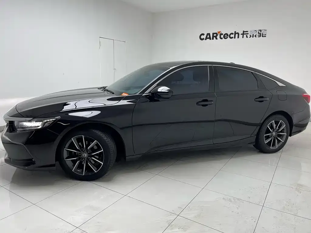 Honda Inspire 2022 из CN, фото 2