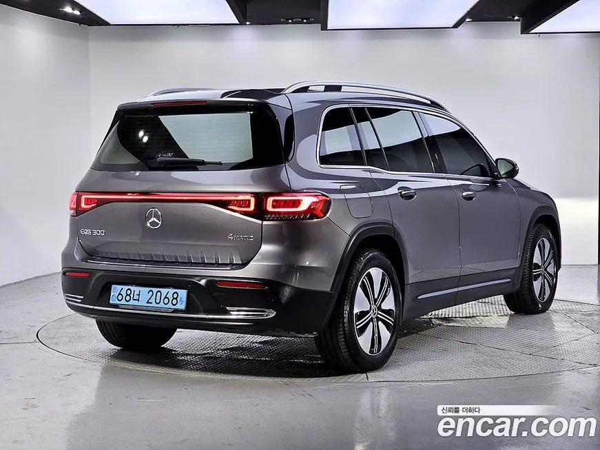 Mercedes-Benz EQB 2023 из KR, фото 2
