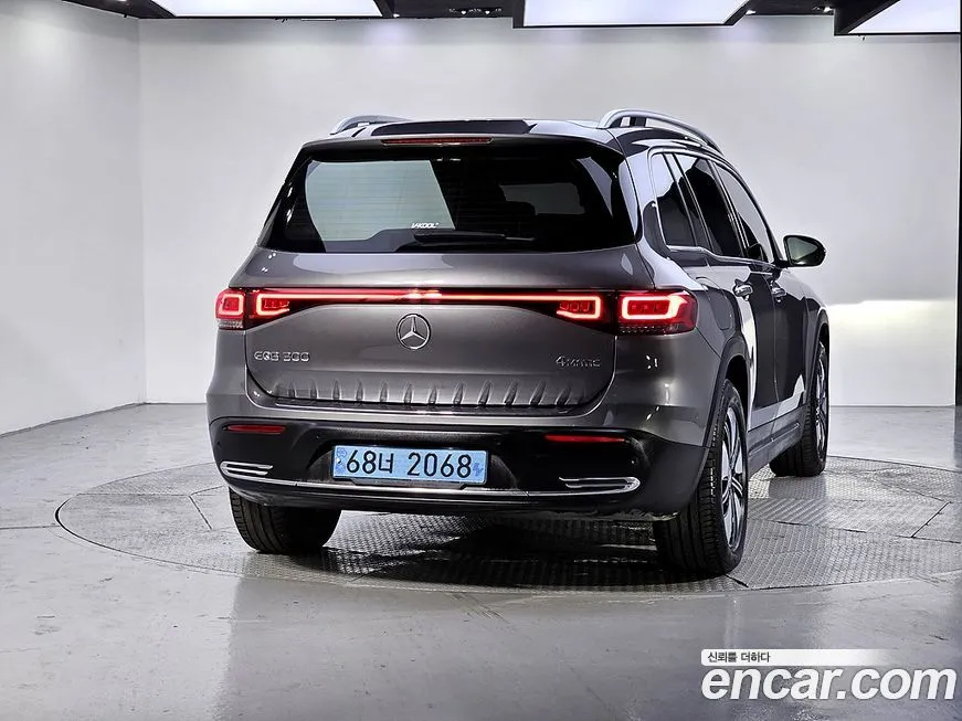 Mercedes-Benz EQB 2023 из KR, фото 4