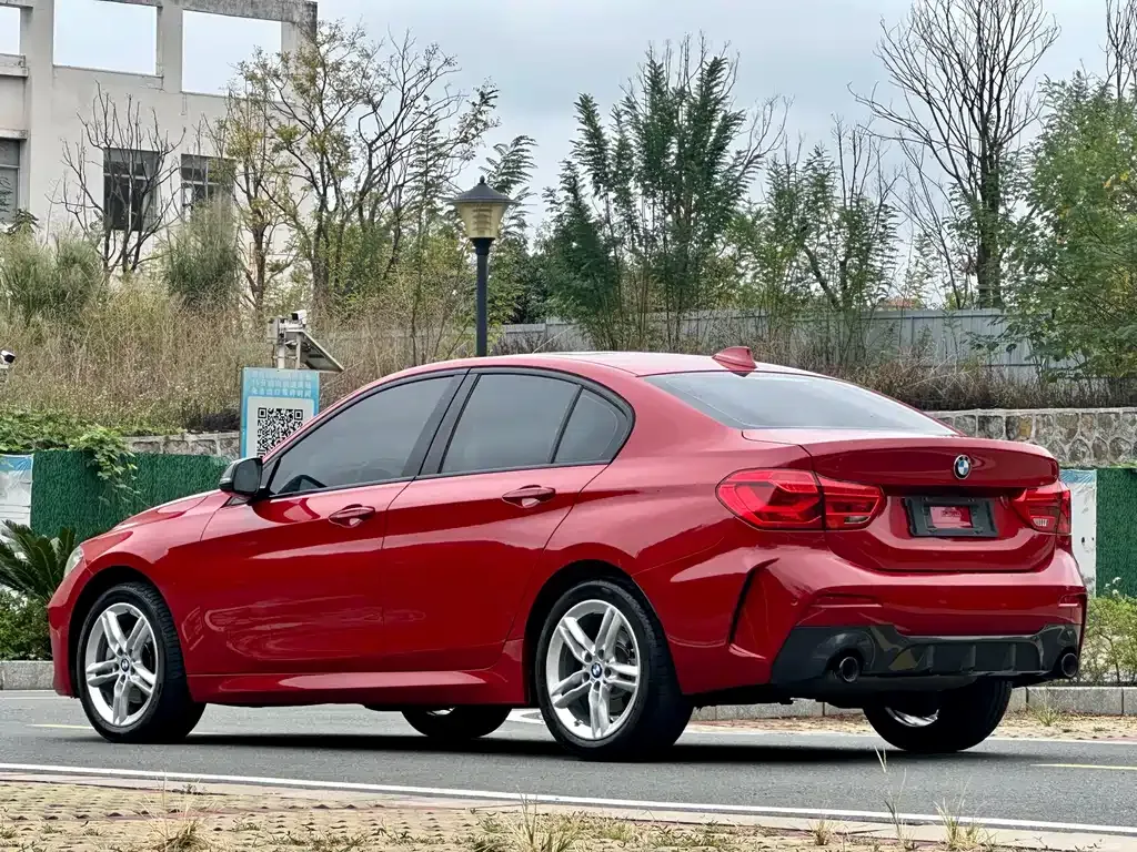 BMW 1 Series 2021 из CN, фото 9