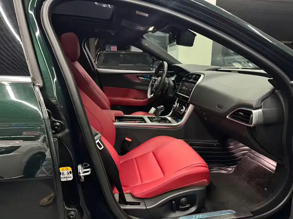 Jaguar XEL 2023 из CN, фото 4