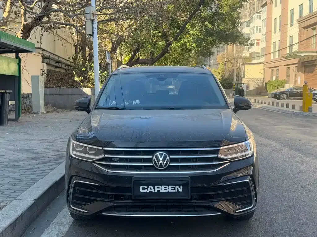 Volkswagen Tiguan L 2023 из CN, фото 2