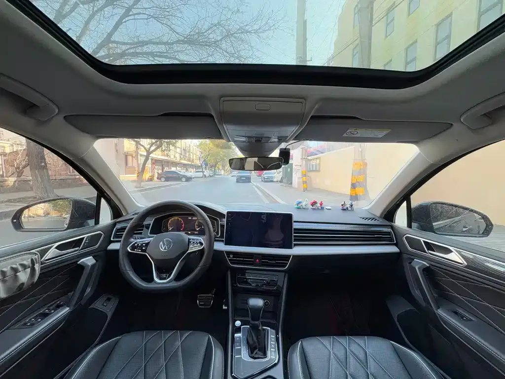 Volkswagen Tiguan L 2023 из CN, фото 5