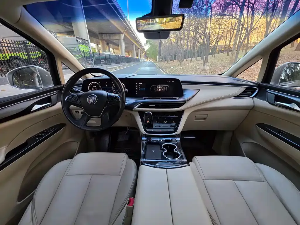 Buick GL8 2022 из CN, фото 9
