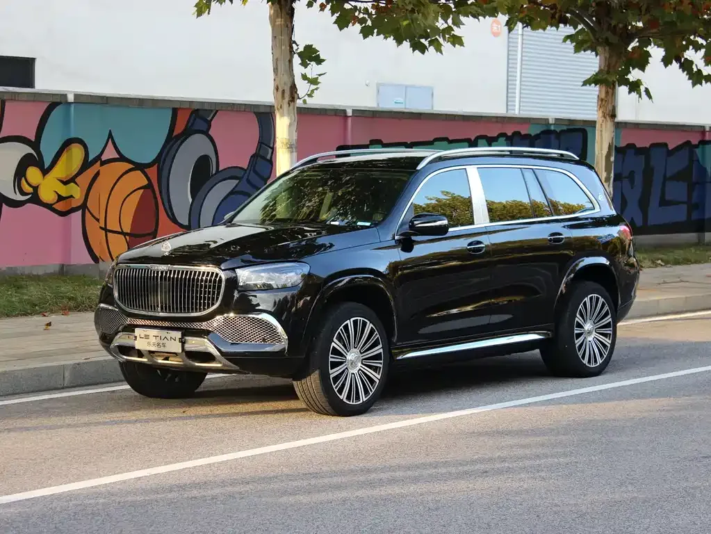 Mercedes-Benz GLS — фото 1