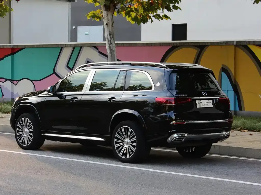 Mercedes-Benz GLS — фото 10