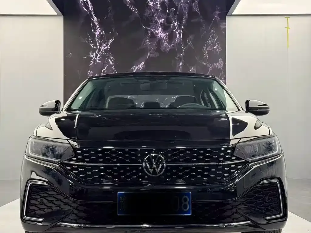Volkswagen Passat — фото 2