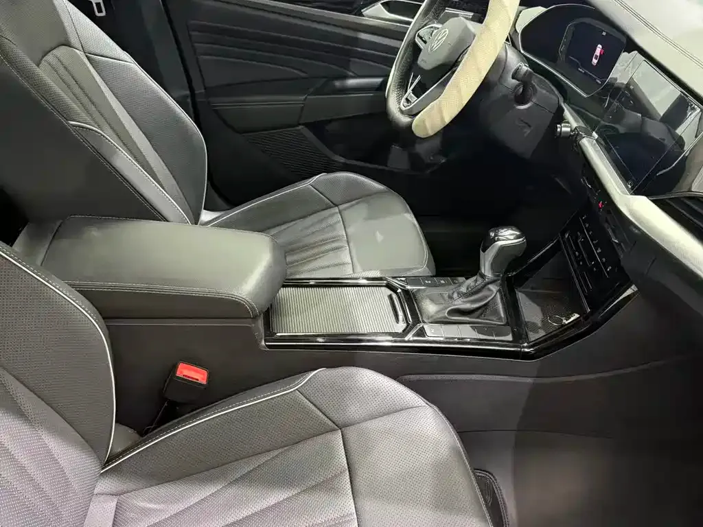 Volkswagen Passat — фото 9