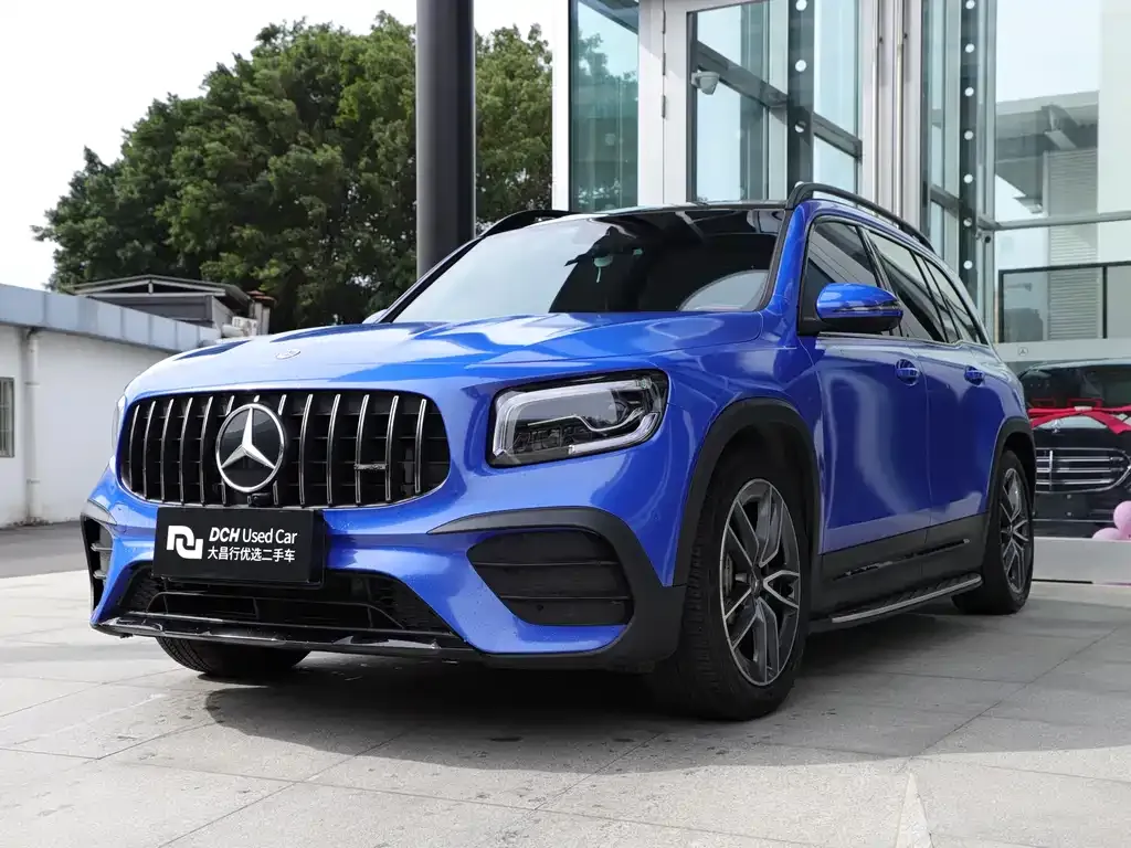 Mercedes-Benz GLB AMG — фото 1